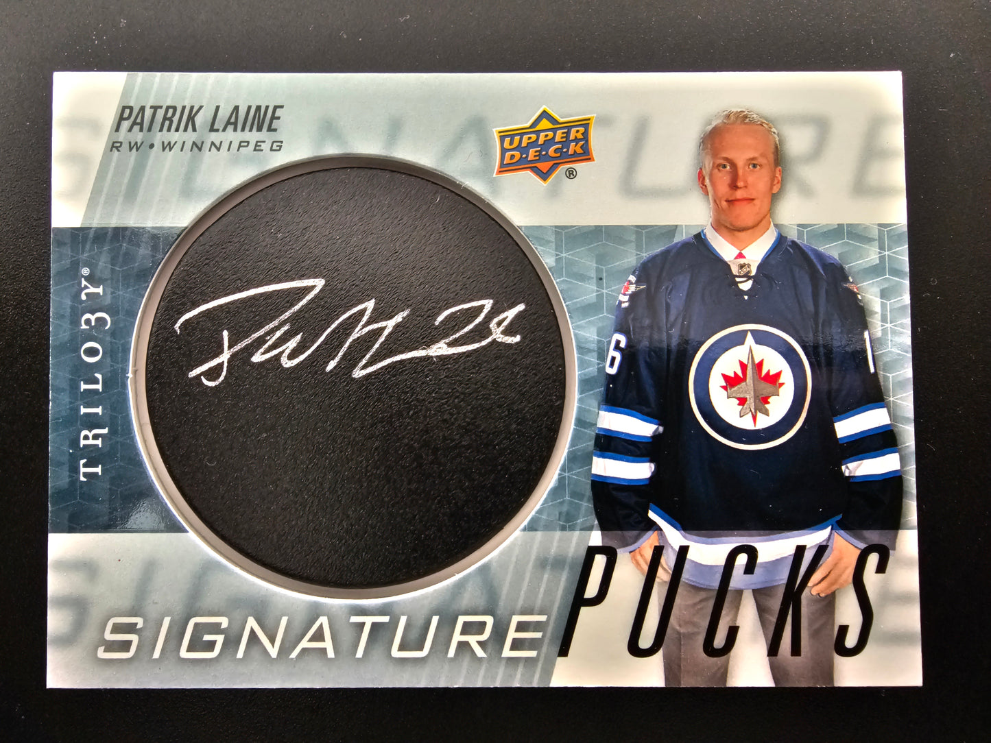 2016-17 Upper Deck Trilogy - Signature Pucks - Patrik Laine #SP-PL RY