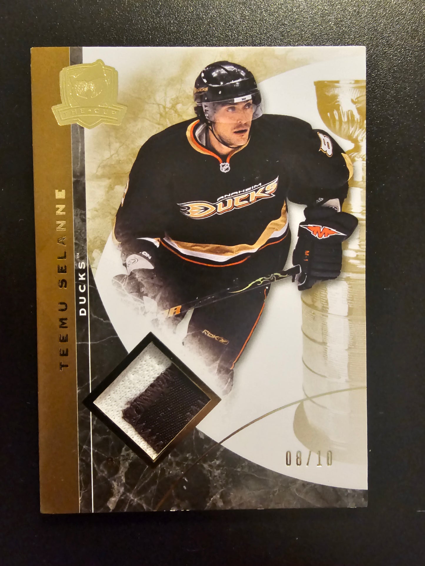 2008-09 Upper Deck The Cup - Gold Rainbow Patch - Teemu Selanne #5 Numbered with game number 8/10