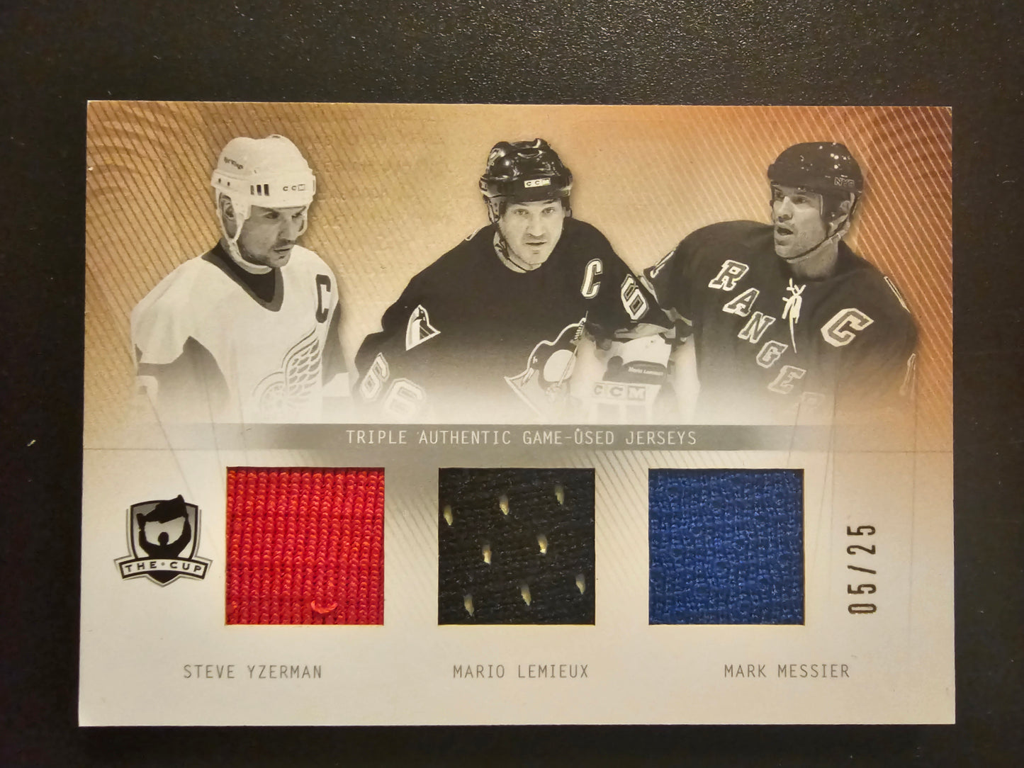 2009-10 Upper Deck The Cup - Cup Trios - Steve Yzerman / Mario Lemieux / Mark Messier CT-LYM /25