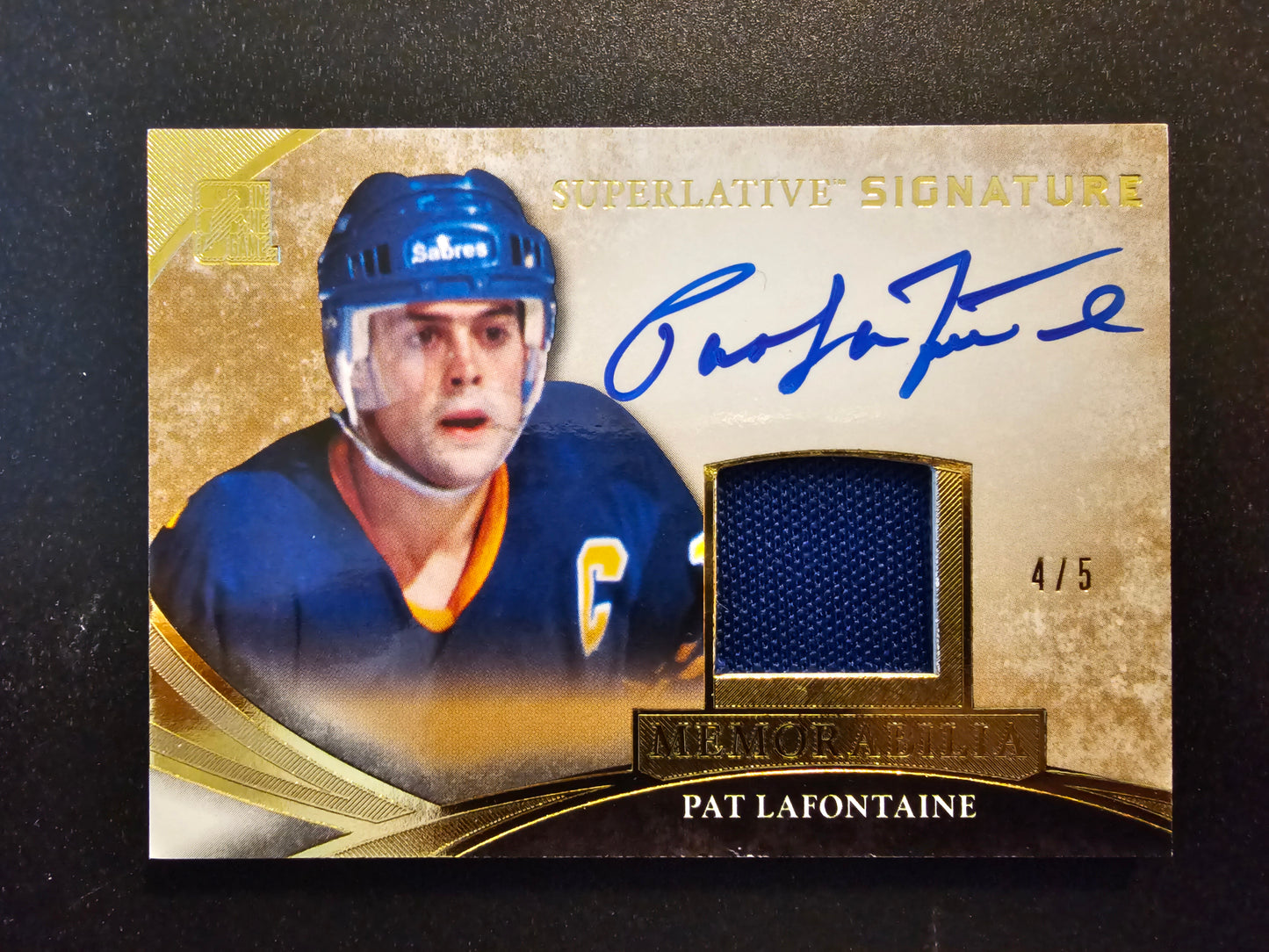 2015 Leaf In the Game Superlative - Signature Memorabilia - Gold - Pat Lafontaine #SSM-PLF /5