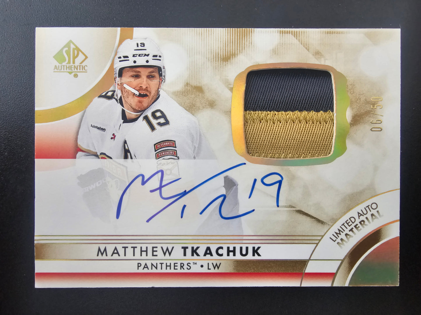 2023-24 Upper Deck SP Authentic - Limited Auto Material - Matthew Tkachuk #29 /50