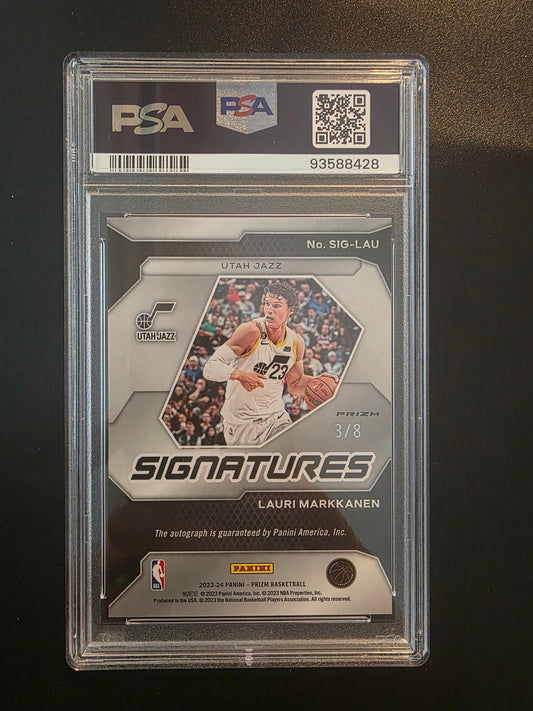 2023-24 Panini Prizm - Signatures - Choice Green Prizm - Lauri Markkanen #SIG-LAU /8 PSA9