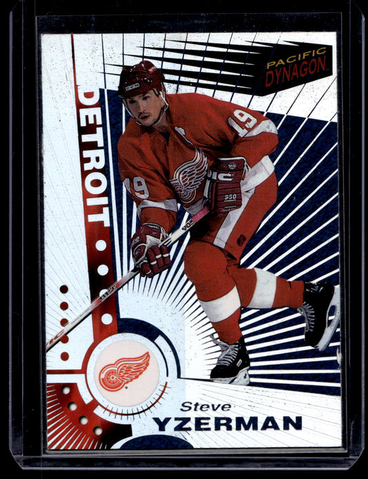 1997-98 Pacific Dynagon Tandems - Steve Yzerman / Teemu Selanne #7