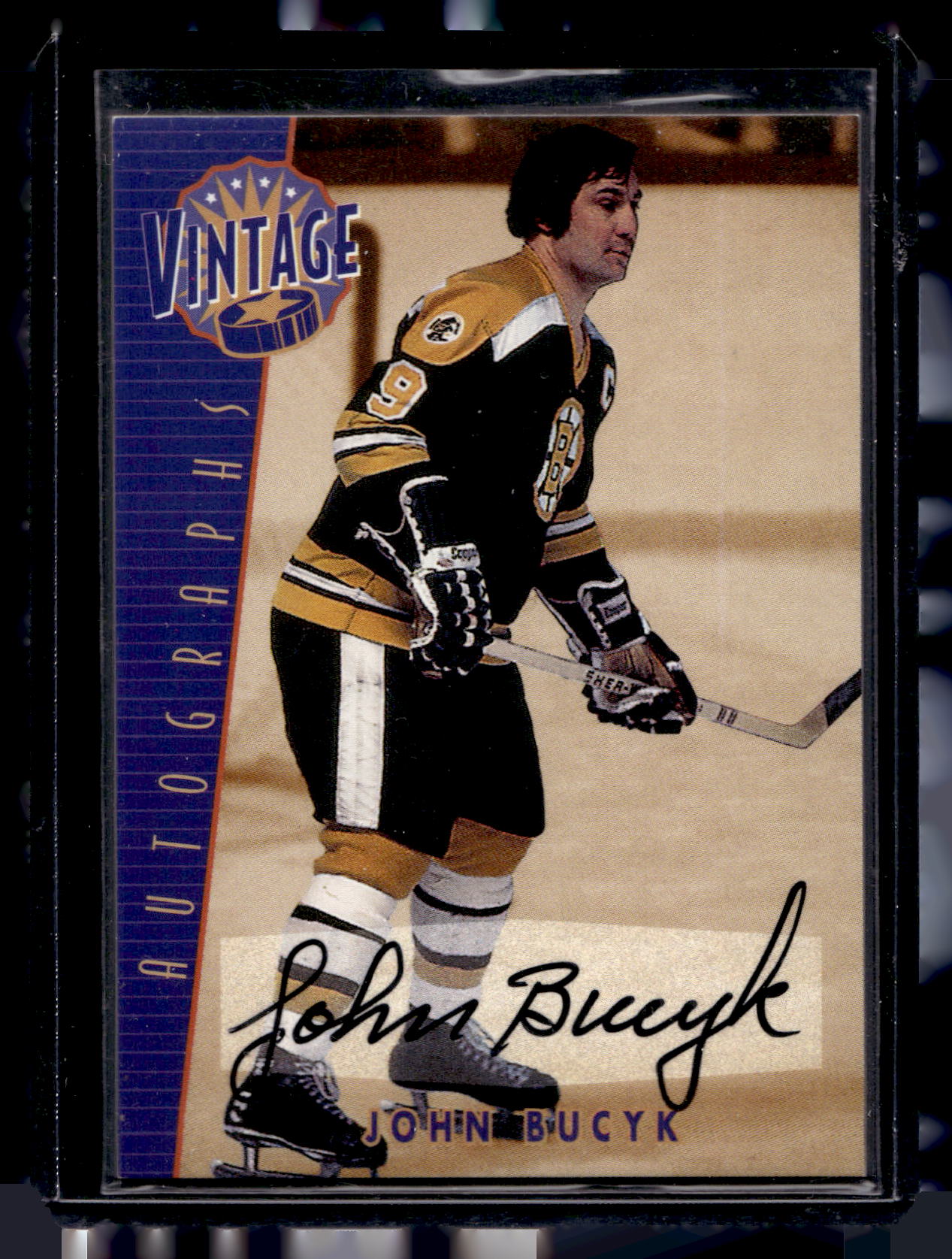 2001-02 In the Game Be A Player Signature Series - Vintage Autographs - John Bucyk #VA-31