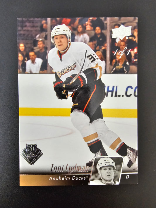 2019-20 Upper Deck 30th Anniversary Buyback 2010-11 - Toni Lydman #256 1of1