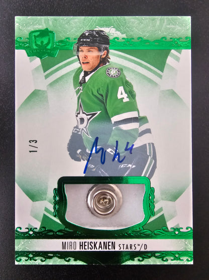 2022-23 The Cup - Green Button Autograph - Miro Heiskanen #43 /3