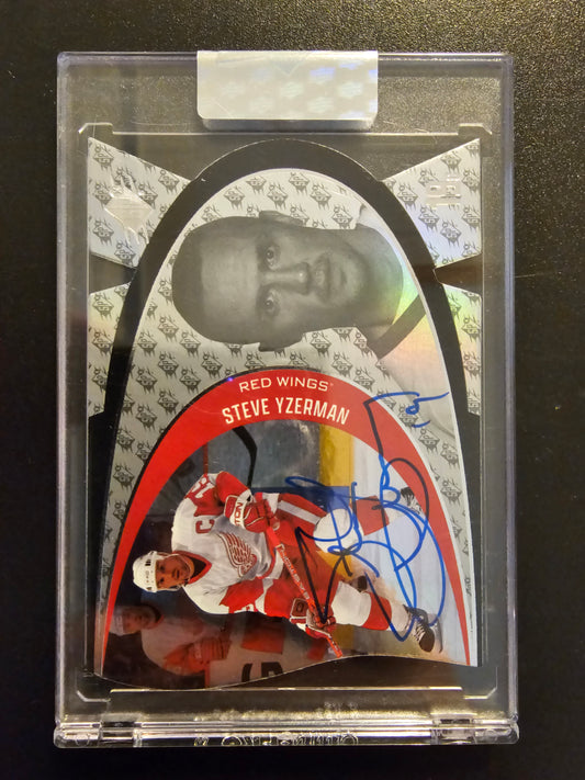 2022-23 Upper Deck Clear Cut - Signature Vintage Views - Steve Yzerman #SVV-SY