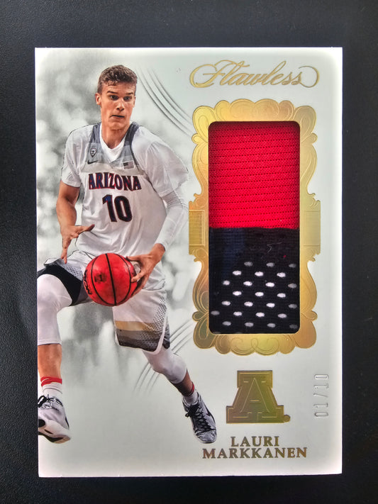 2018-19 Panini Flawless Collegiate - Patches - Gold - Lauri Markkanen #P-LM /10