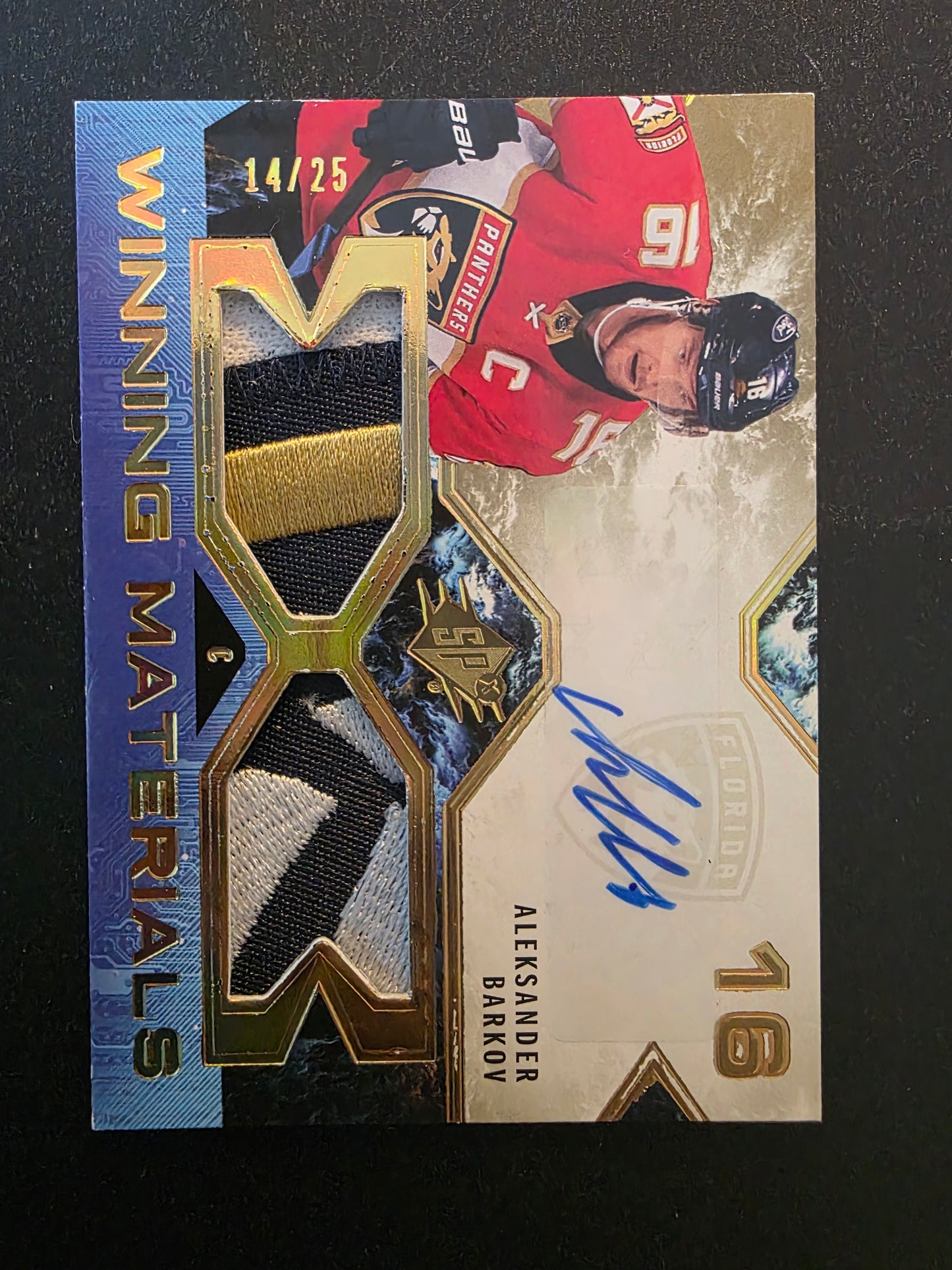 2021-22 Upper Deck SPx - Winning Materials - Premium Auto - Aleksander Barkov #WM-AB /25