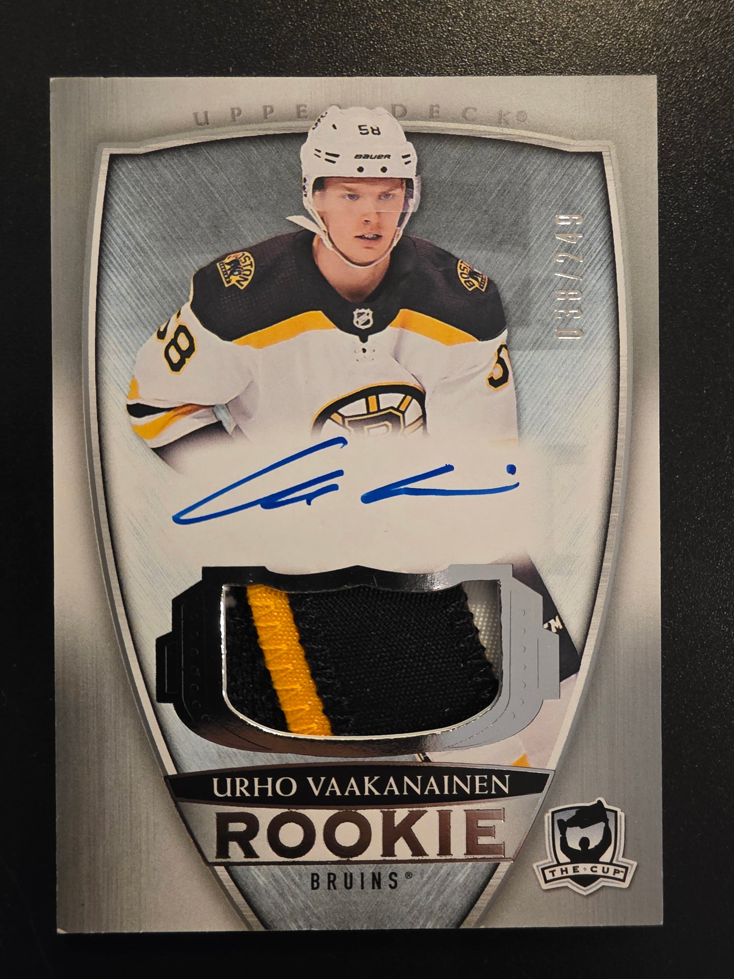 2018-19 Upper Deck The Cup - Rookie Patch Autograph - Urho Vaakanainen #135 /249 RC