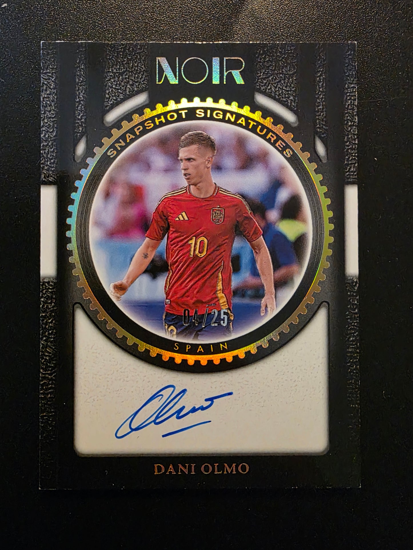 2024-25 Panini Noir - Snapshot Signatures - Gold - Dani Olmo #SP-DO /25