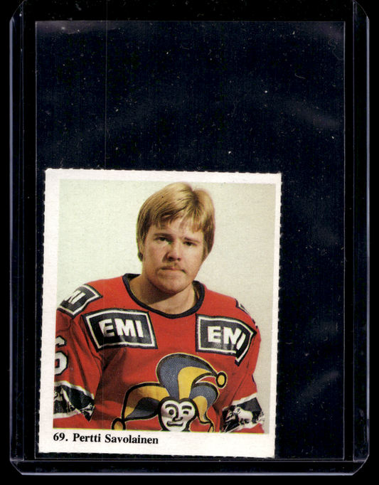 1978-79 Kiekkoilijat kuvina - Pertti Savolainen #69