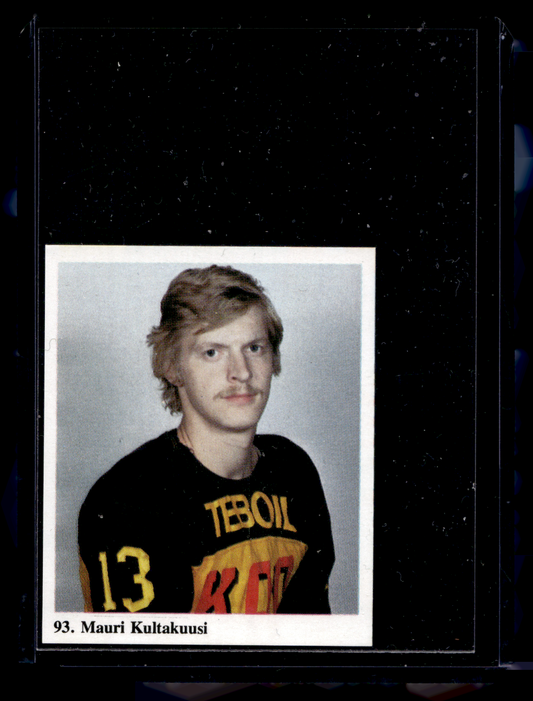 1978-79 Kiekkoilijat kuvina - Mauri Kultakuusi #93