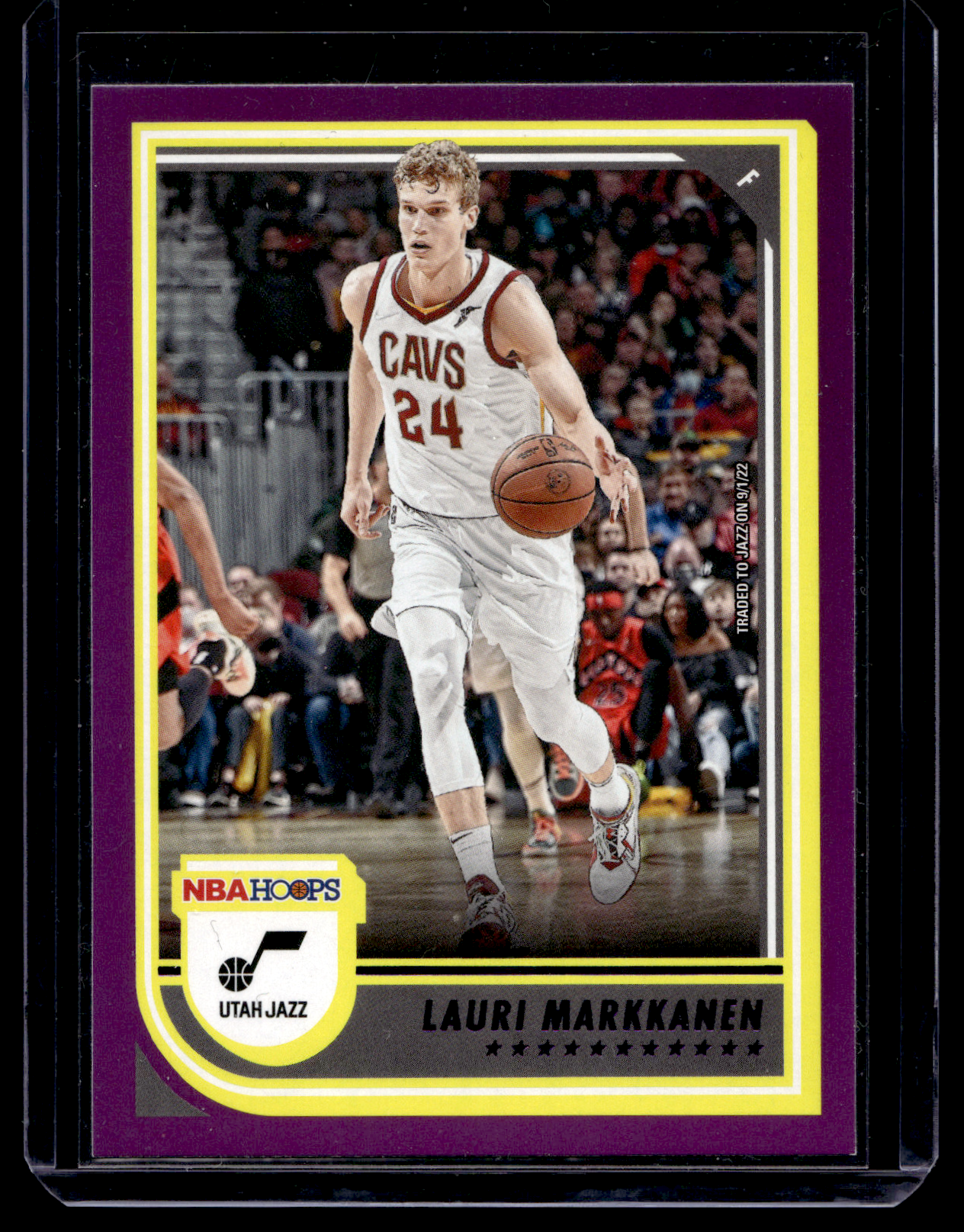 2022-23 Panini NBA Hoops - Purple - Lauri Markkanen #69