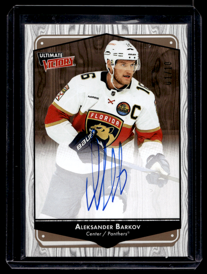 2022-23 Upper Deck Ultimate Collection - 1999-00 Ultimate Victory Retro Autographs - Gold - Aleksander Barkov #UVA-AB /10