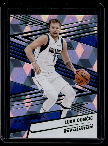 2024-25 Panini Revolution - Cubic - Luka Dončić #13 /50