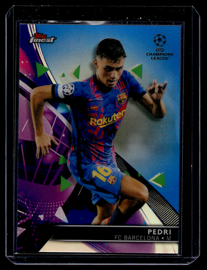 2021-22 Topps Finest UEFA Champions League - Blue Refractor - Pedri #35 /150