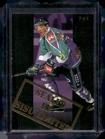 1995-96 Sisu Limited - Signed and Sealed - Jari Kurri #7