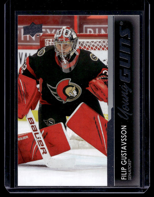 2021-22 Upper Deck - Young Guns - Filip Gustavsson #225 RC