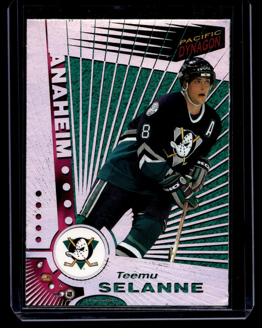 1997-98 Pacific Dynagon Tandems -  Steve Yzerman / Teemu Selanne #7