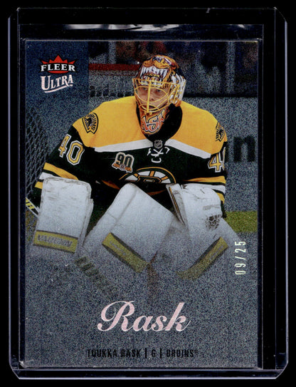 2013-14 Fleer Showcase - Ultra - Platinum Medallion - Tuukka Rask #33 /25