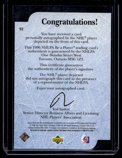 1995-96 Upper Deck Be a Player - Die-Cut Autographs - Jyrki Lumme #S2