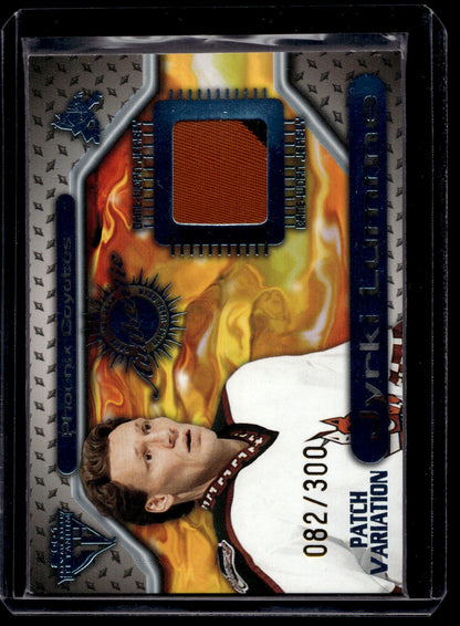 2000-01 Pacific Private Stock Titanium - Game-Used Gear - Patch - Jyrki Lumme #127 /300